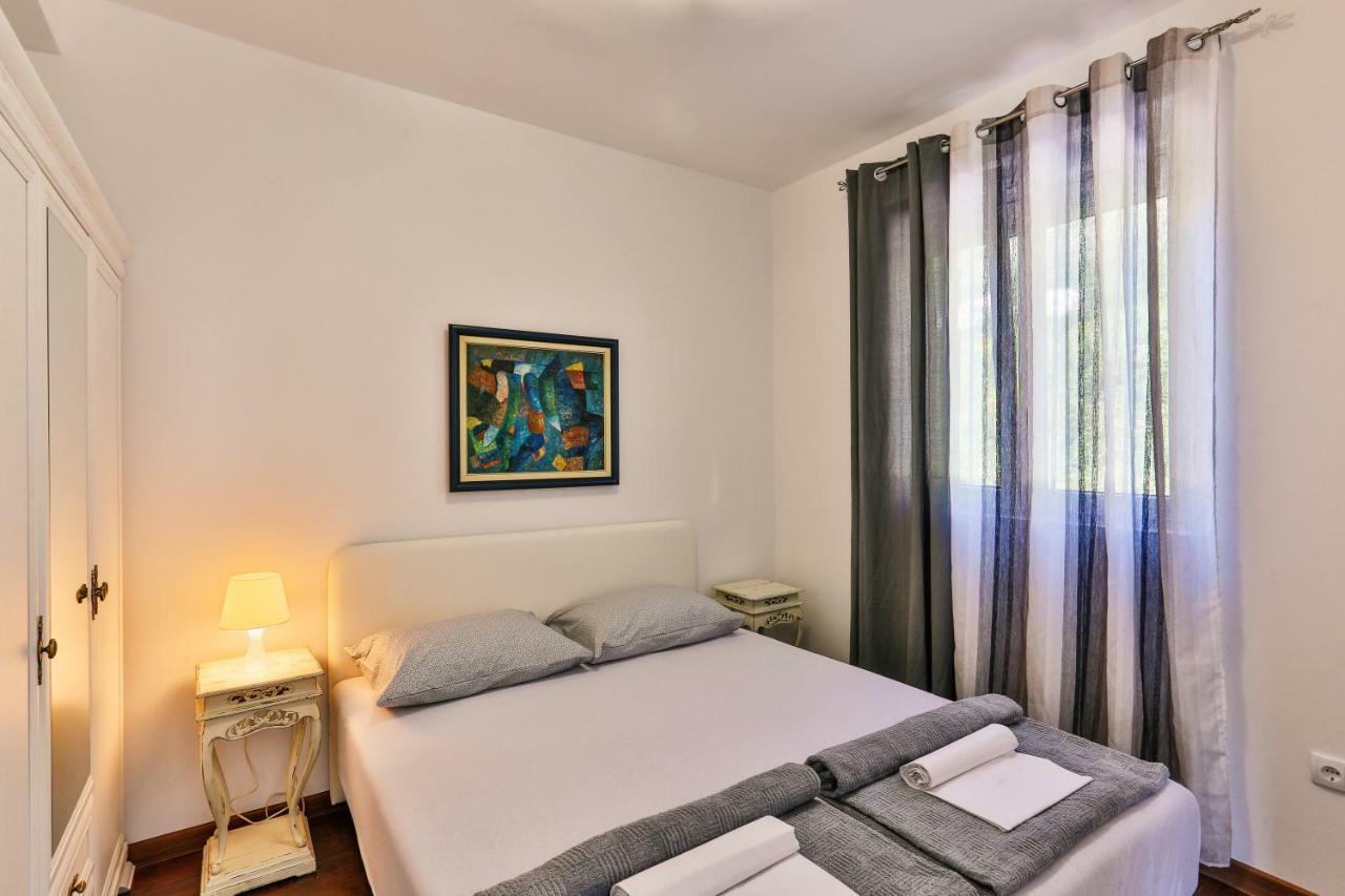 Apartmani Visum Свети Стефан Екстериор снимка