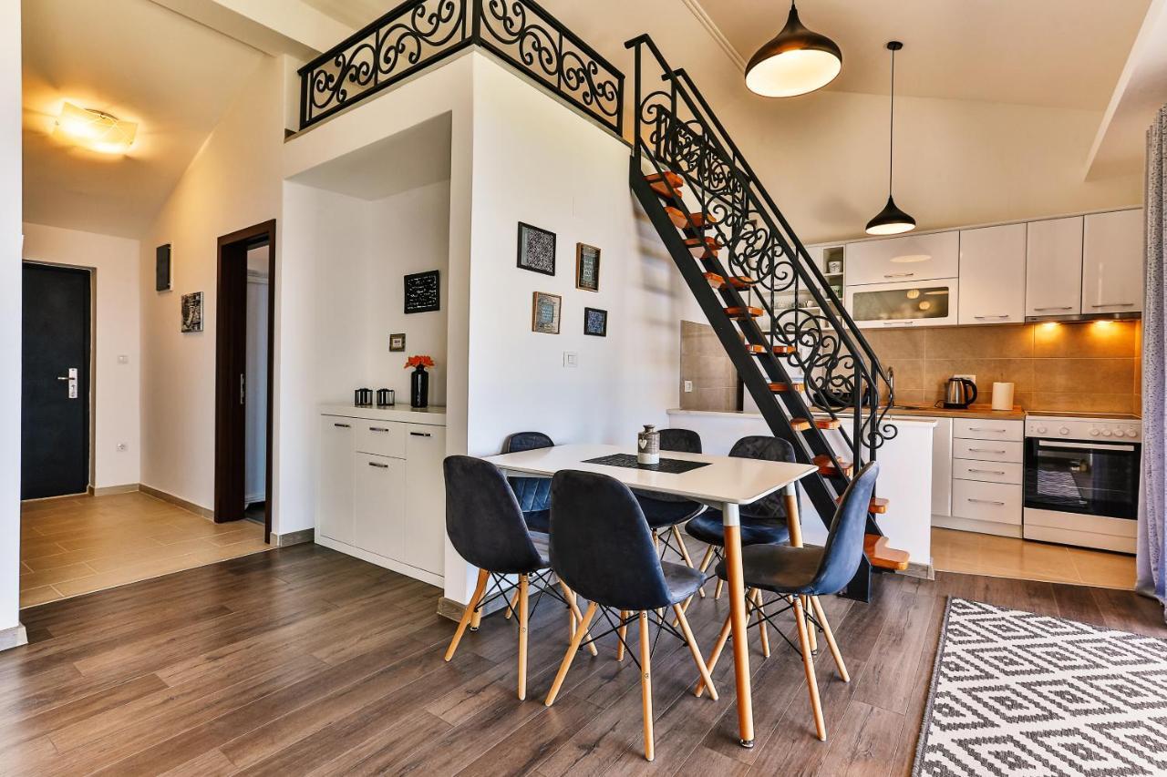 Apartmani Visum Свети Стефан Екстериор снимка