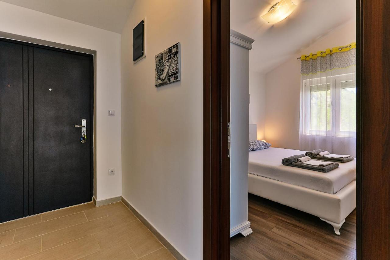 Apartmani Visum Свети Стефан Екстериор снимка